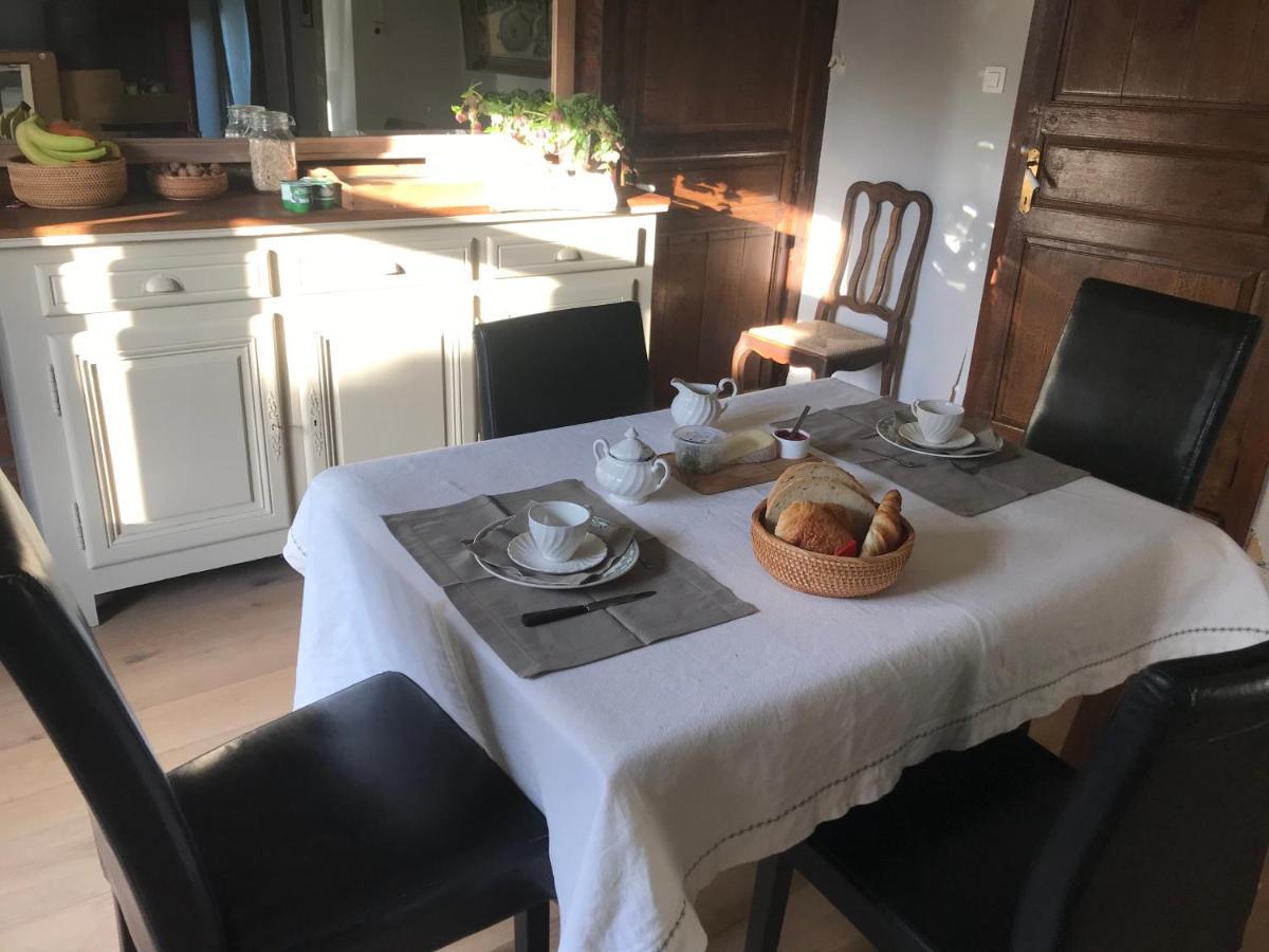 La Ferme Aux Oiseaux B&B Beaumont Екстериор снимка